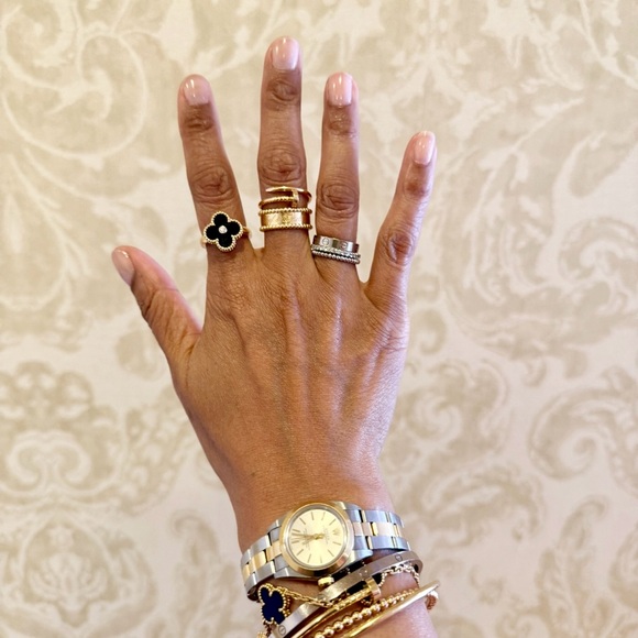 Meet your Posher, Tirzah - Picture 4 of 4